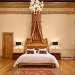 Aparthotel Palazo Dei Conti In Centre Old Town Split