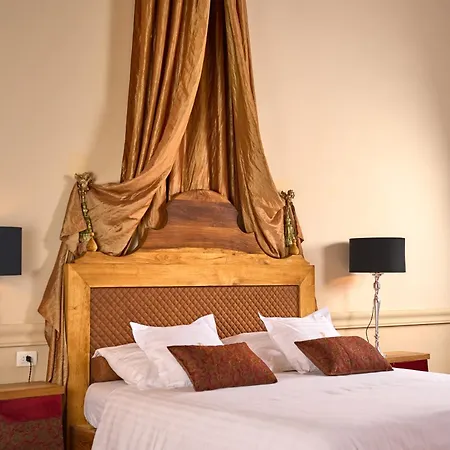 Aparthotel Palazo Dei Conti In Centre Old Town Split