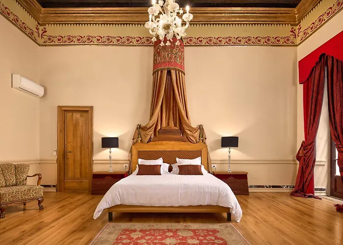Aparthotel Palazo Dei Conti In Centre Old Town Split